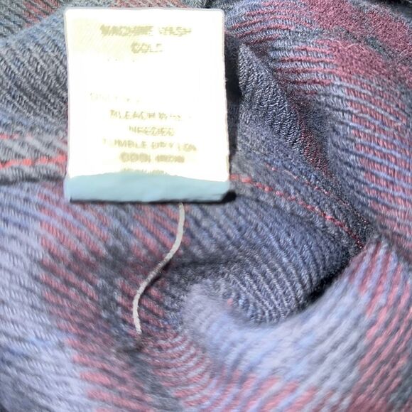 MODERN AMUSEMENT Navy and Maroon Plaid Print Flannel Shirt-S - Picture 9 of 9